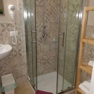 Habitación Estándar con Cama King